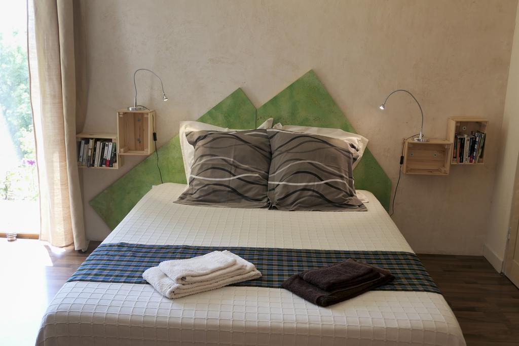 Chambre D'Hotes La Bichette Chassagny Exterior foto